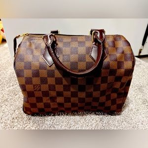 100% AUTHENTIC! Louis vutitton Speedy 25